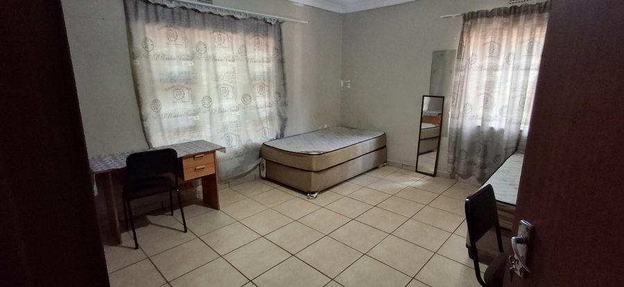 5 Bedroom Property for Sale in Universitas Free State